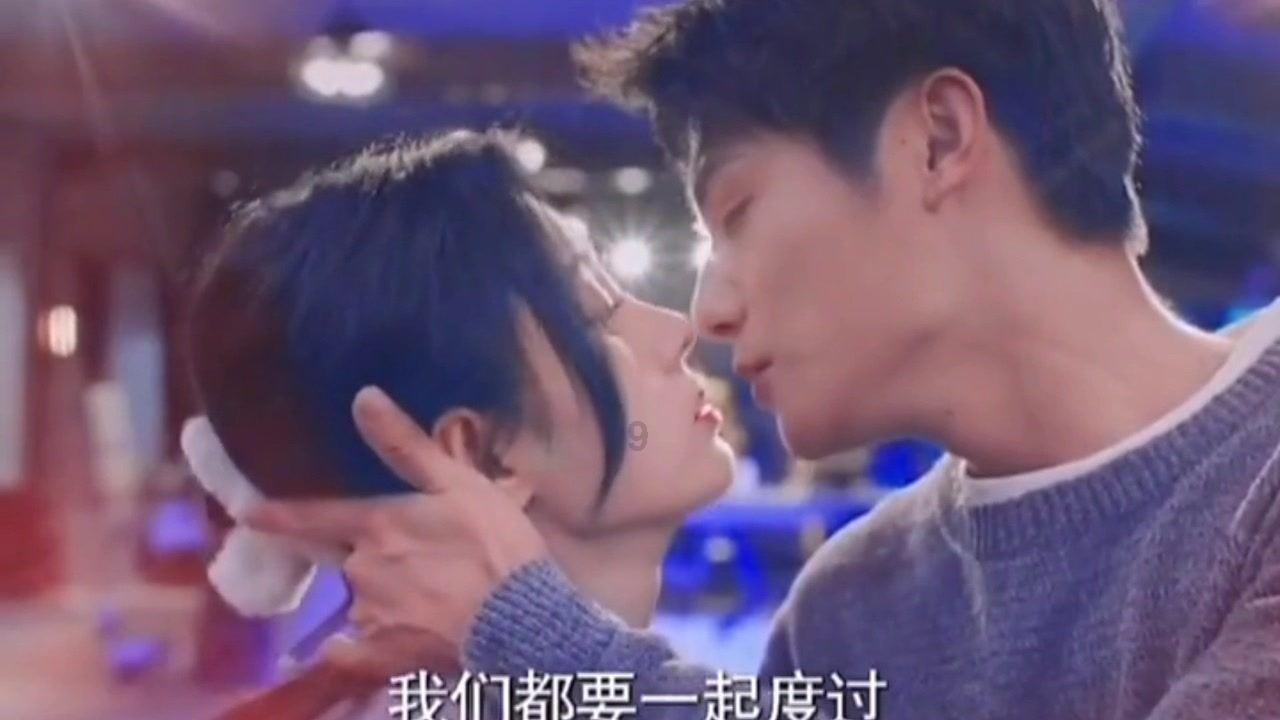 美貌势均力敌的8对红白玫瑰，别说男主挑花眼，观众也选不出来啊